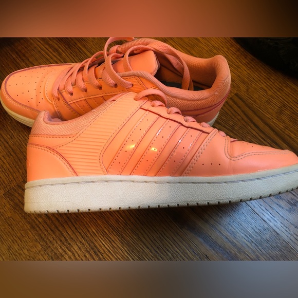 Adidas sneakers. Super cute and unique colour. Excellent used condition. - Picture 8 of 11